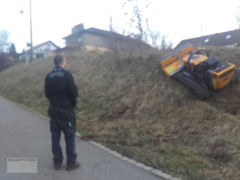 McConnel Robocut 1300, Neumaschine, BJ 9/2018, 40 Betriebsstunden o. ha (Bild 3) Böschungsmähgerät des Typs McConnel Robocut 1300, Neumaschine in Schopfheim (Bild 3)