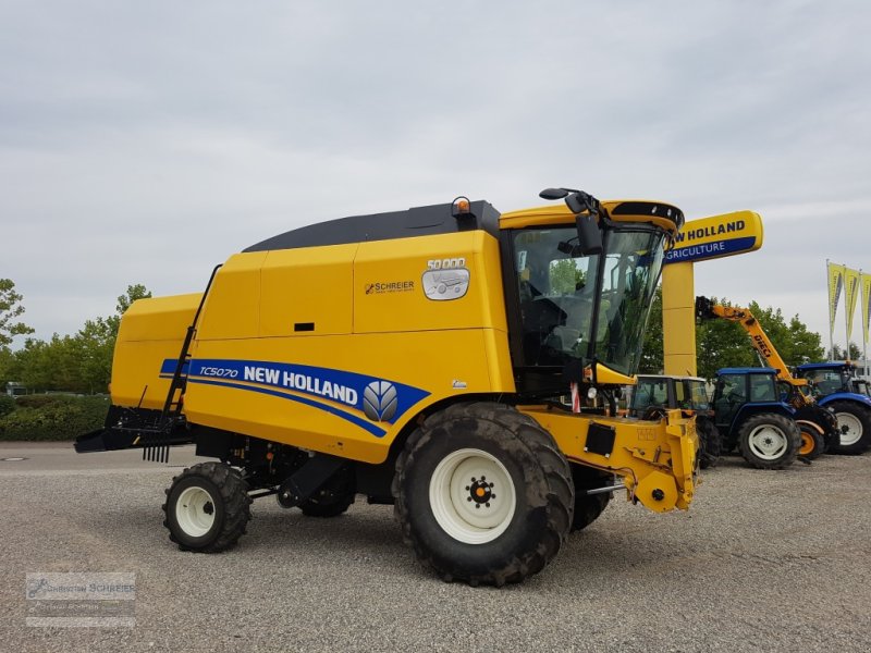 New Holland TC5070, Gebrauchtmaschine, BJ 2013, 987 Betriebsstunden o. ha (Bild 1) Mähdrescher des Typs New Holland TC5070, Gebrauchtmaschine in Lichtenau Stadtgebiet (Bild 1)