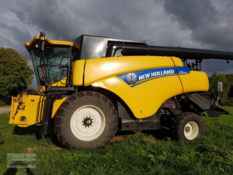 New Holland CR9070, Gebrauchtmaschine, BJ 2012, 2605 Betriebsstunden o. ha (Bild 1) Mähdrescher des Typs New Holland CR9070, Gebrauchtmaschine in Lichtenau Stadtgebiet (Bild 1)