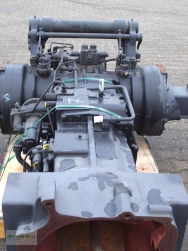 Sonstiges Traktorzubehör des Typs Deutz-Fahr AGROTRON - ZF Lastschaltgetriebe neuwertig, Vorführmaschine in Leichlingen (Bild 4)